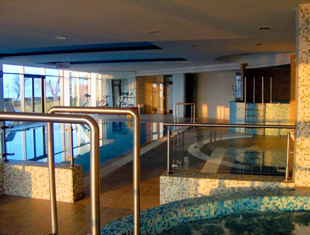 Club 218 Wellness Luxus Apartman Шиофок Экстерьер фото