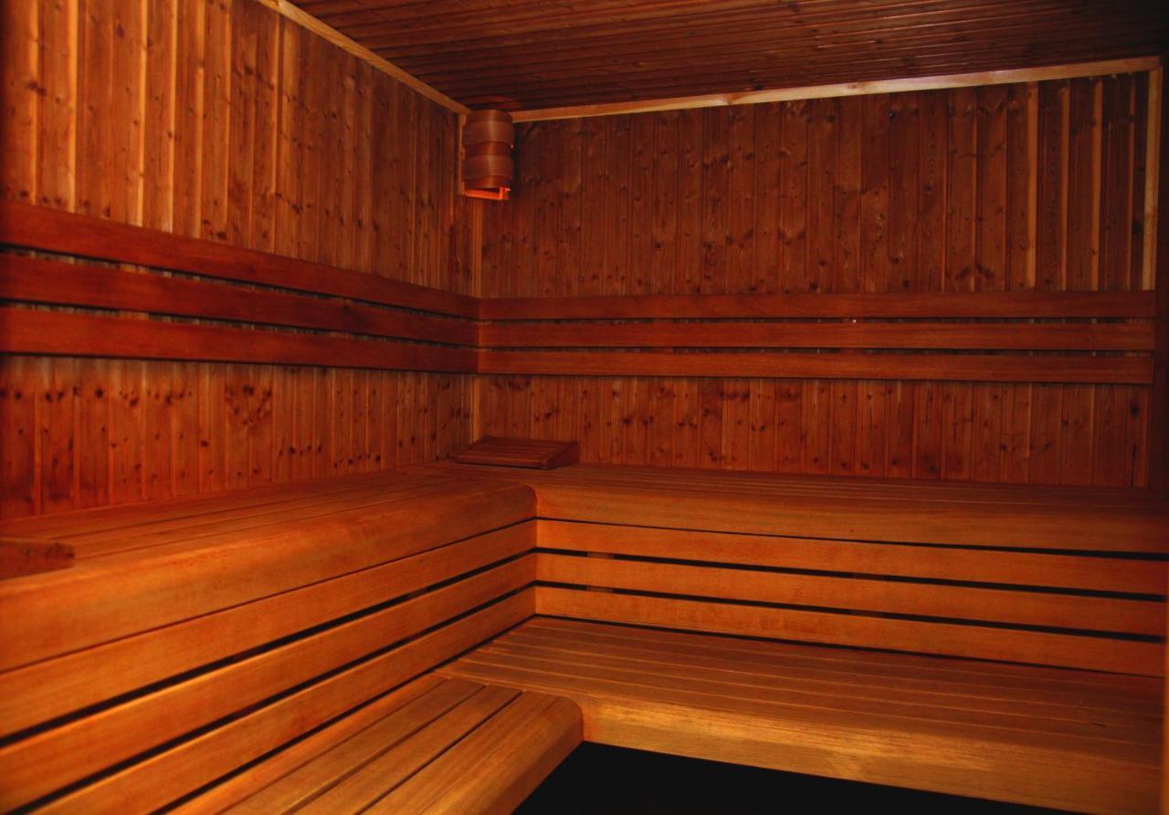 Club 218 Wellness Luxus Apartman Шиофок Экстерьер фото