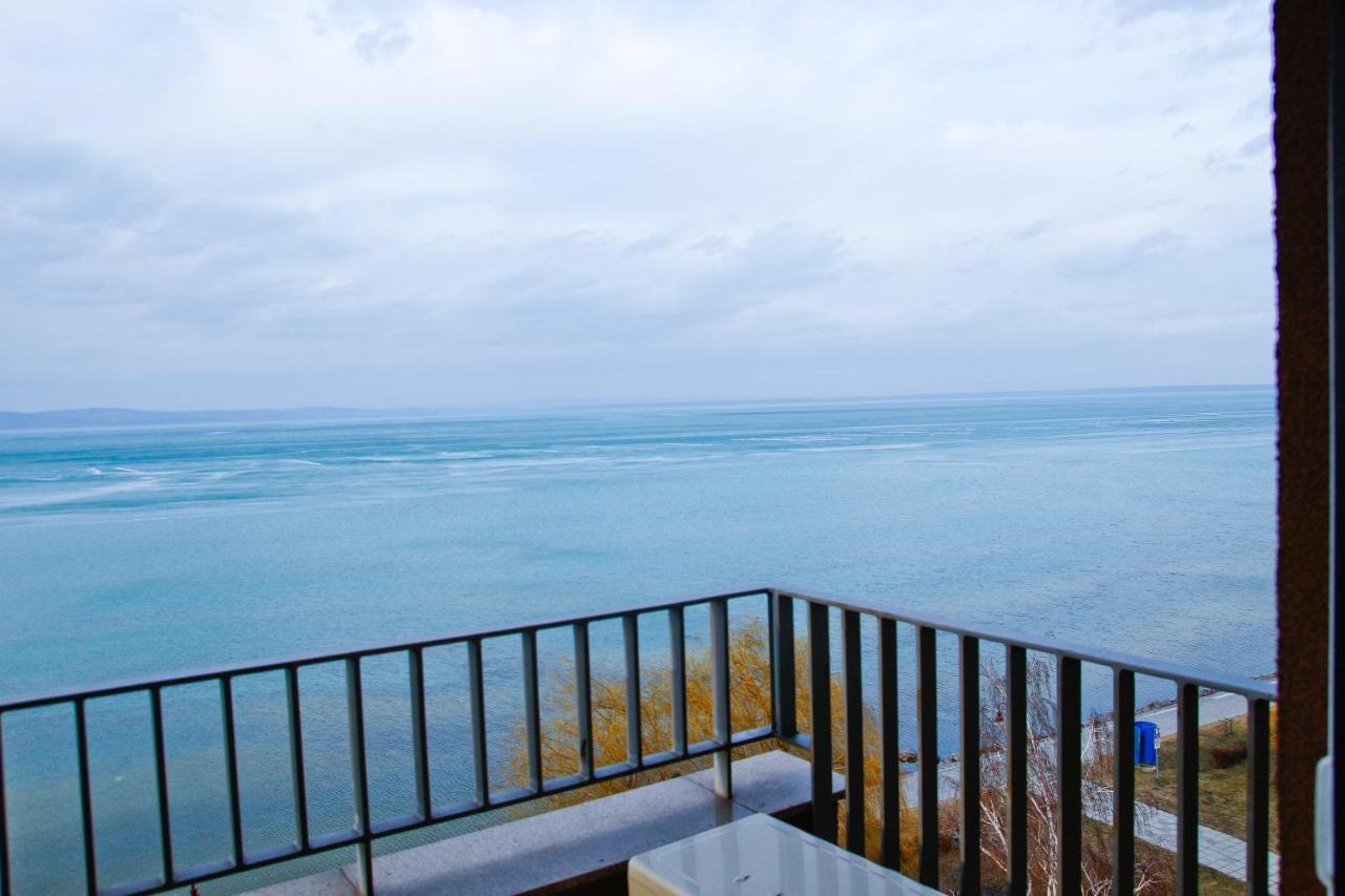 Club 218 Wellness Luxus Apartman Шиофок Экстерьер фото